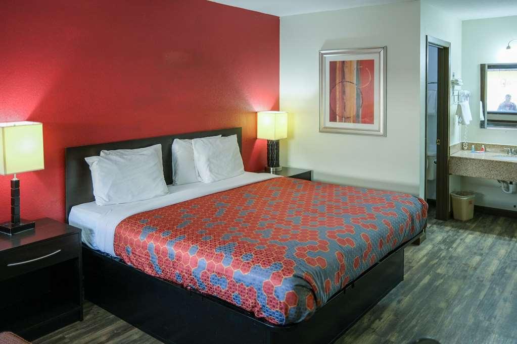 Econo Lodge Wooster Room photo
